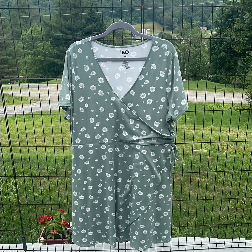 Sonoma Goods for Life Wrap style Midi Dress